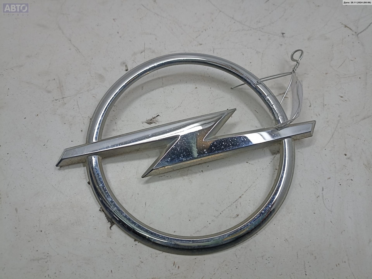 Эмблема к Opel Zafira 2008