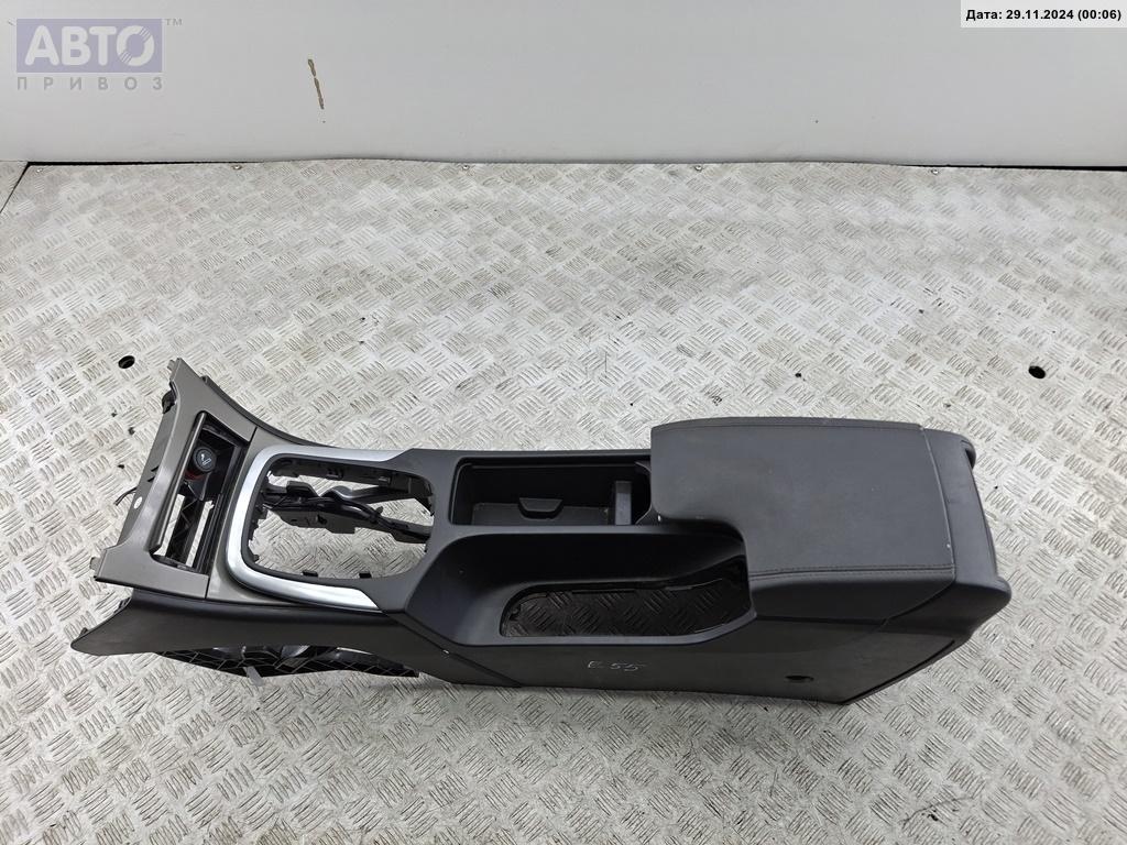 Подлокотник к Opel Insignia 2011