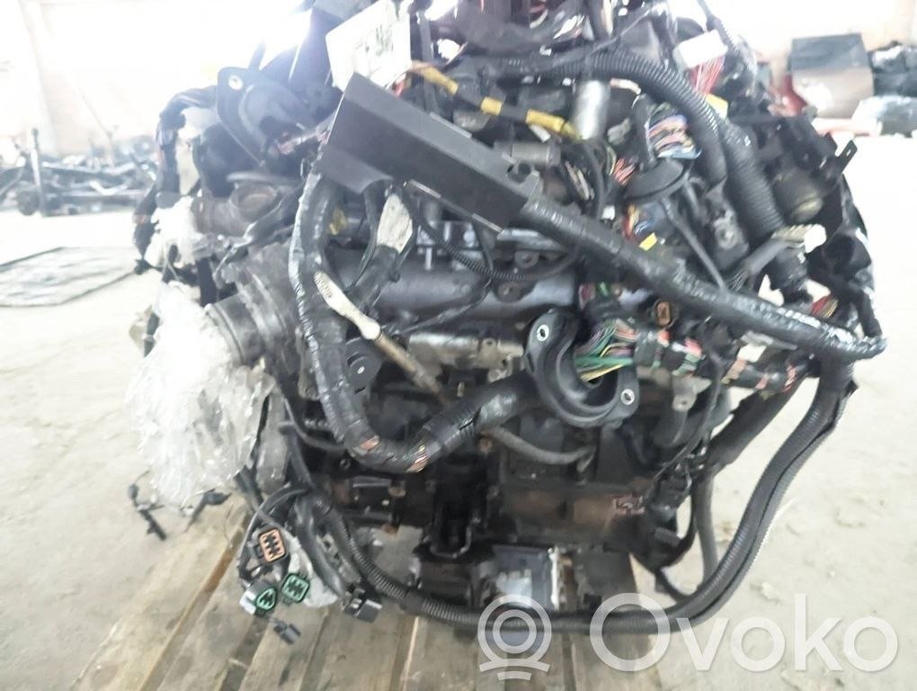 Двигатель к Mitsubishi Pajero 2006