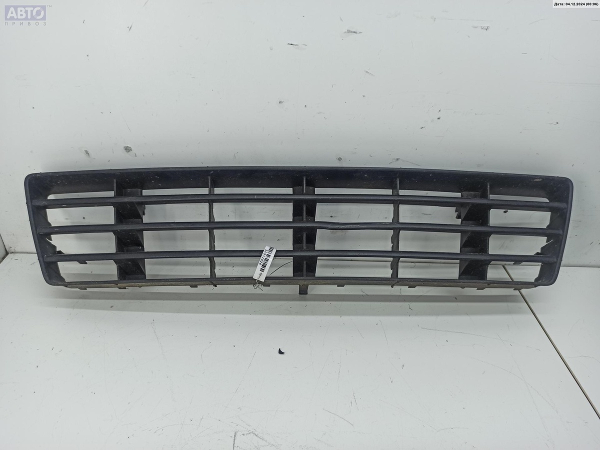 Решетка бампера к Audi A6 1998