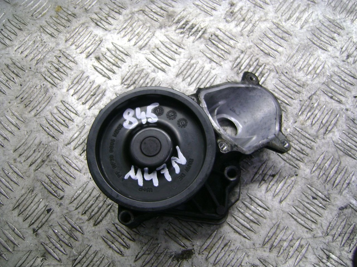 Помпа к BMW 7 series 2003