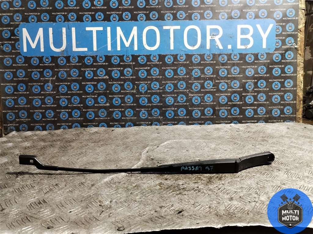 Щеткодержатель к Volkswagen Passat 2012