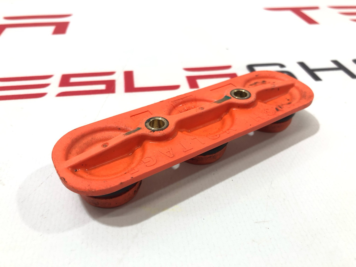 Заглушка к Tesla Model S 2013