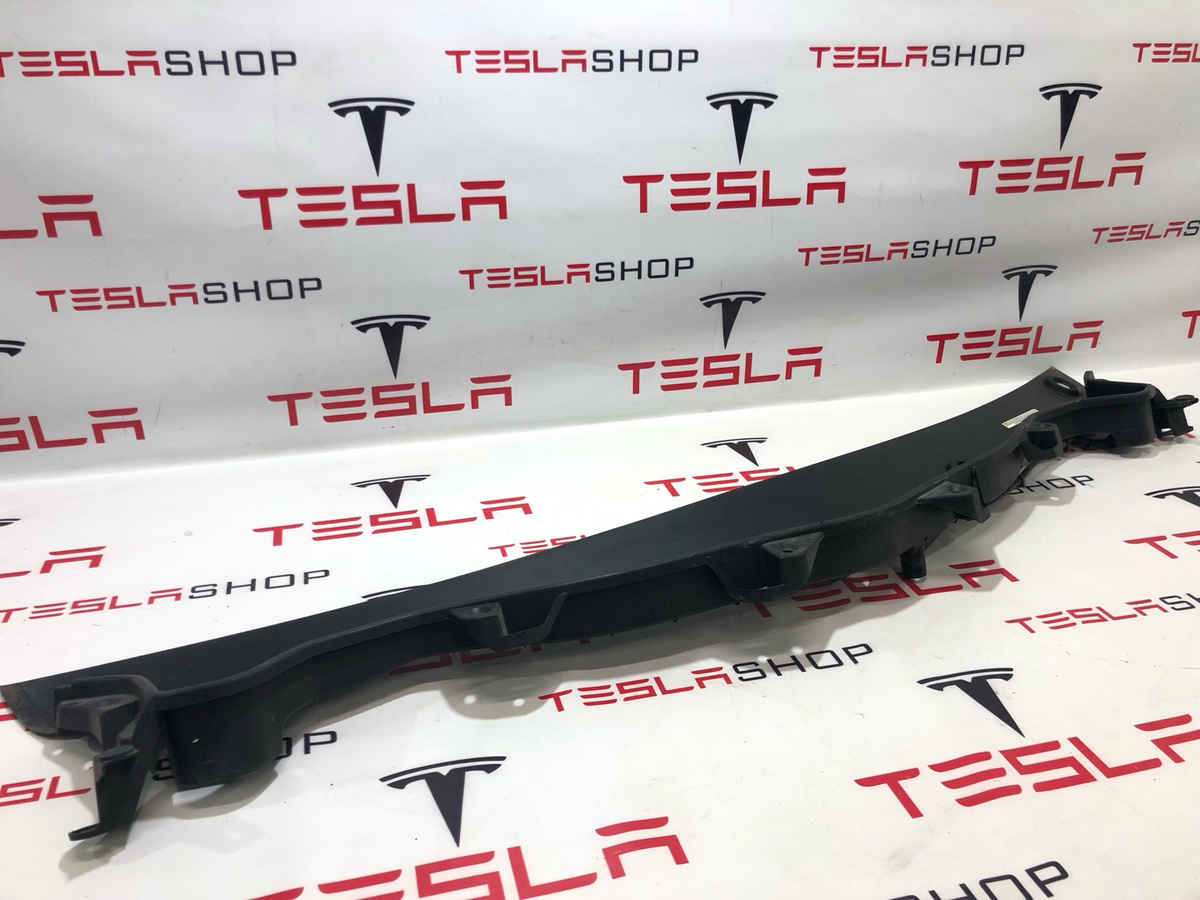 Дождевик к Tesla Model X 2019