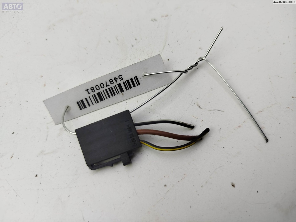 Разъем AUX / USB к Opel Vectra 2004