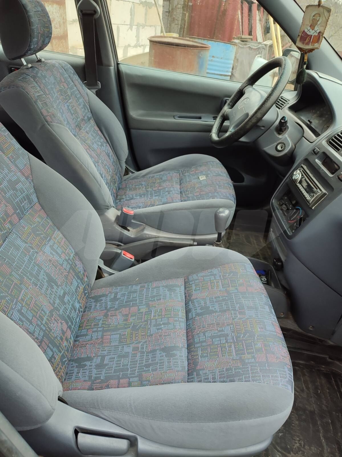 Toyota Picnic I, 1999