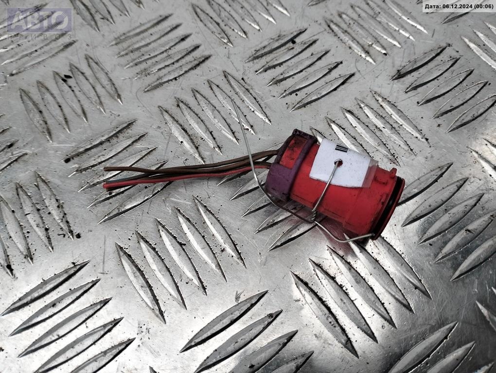 Разъем AUX / USB к Volkswagen Passat 1998