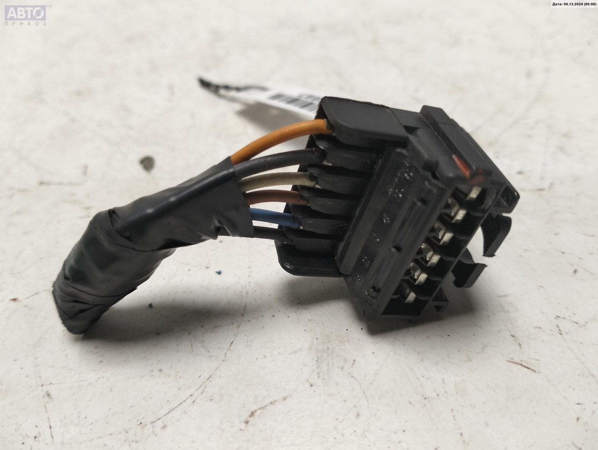 Разъем AUX / USB к Renault Megane 1996