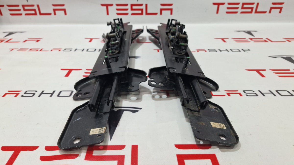 Салазки сиденья к Tesla Model X 2019