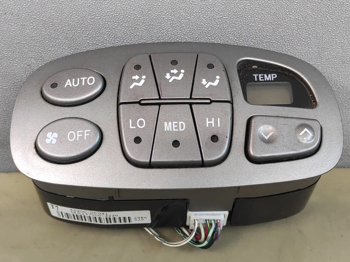 Блок управления печки/климат-контроля к Toyota Sequoia 2007