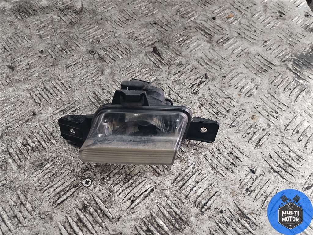 Фонарь заднего хода к Volkswagen Tiguan 2010