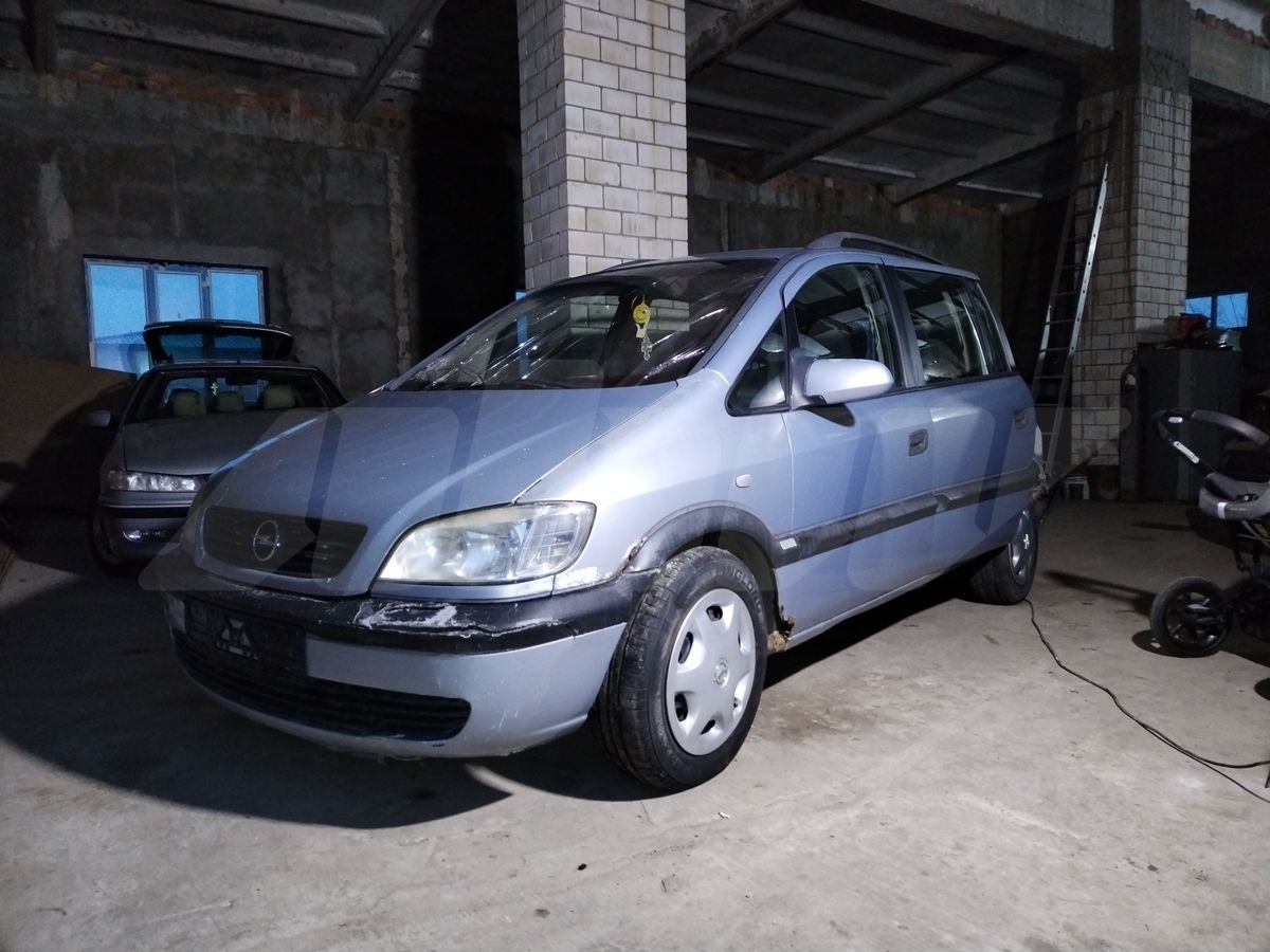 Opel Zafira A, 2002