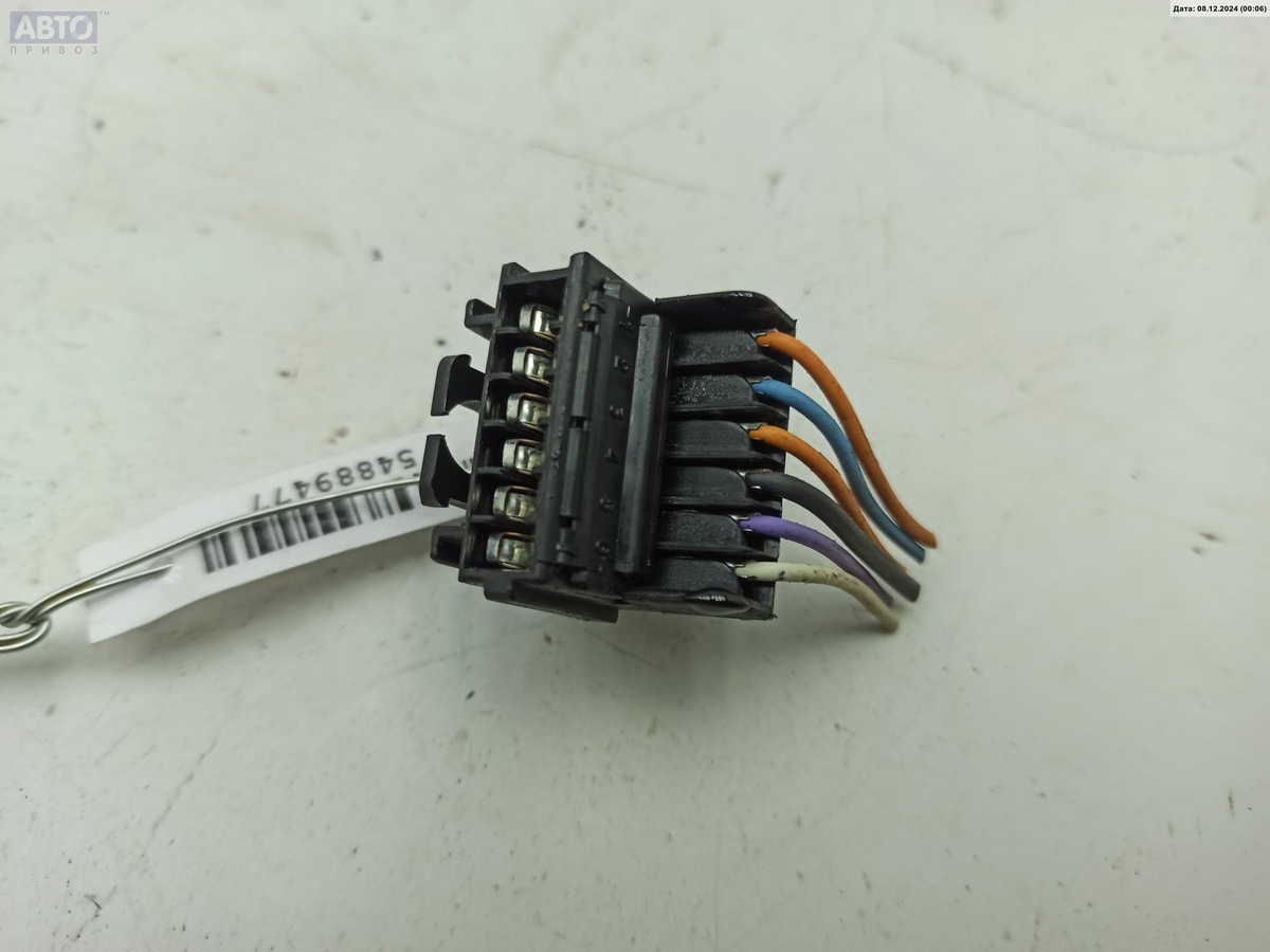 Разъем AUX / USB к Renault Scenic 2006