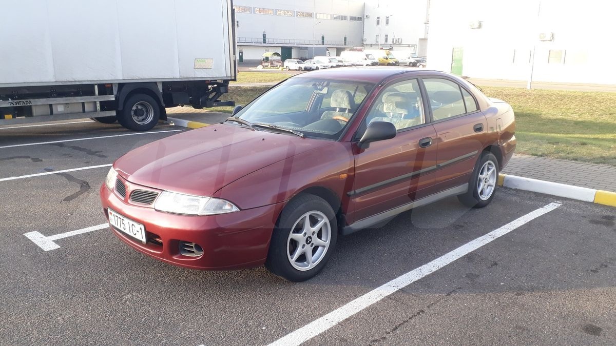 Mitsubishi Carisma I, 1997