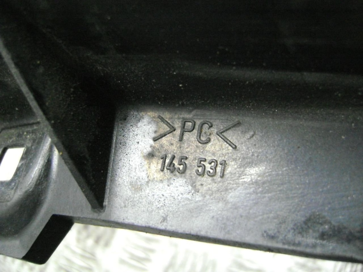 Крепление фары левой к BMW 5 1998