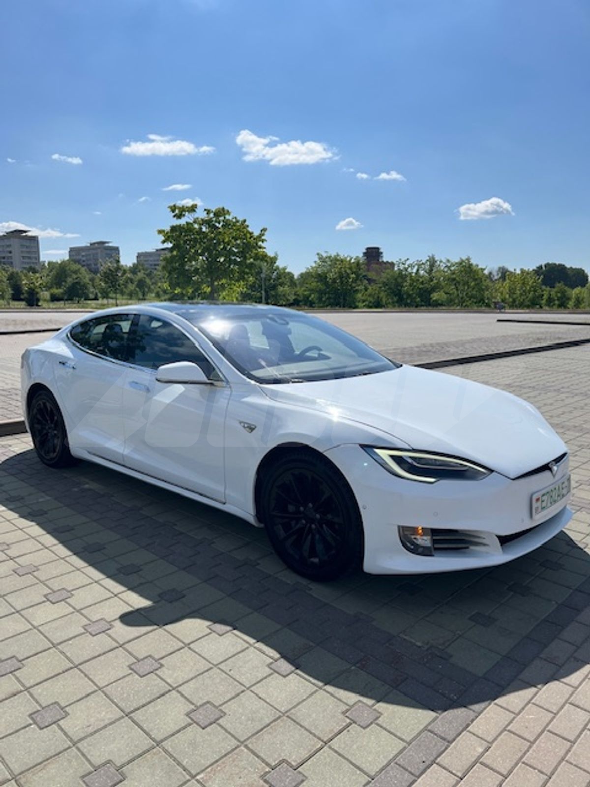 Tesla Model S I Рестайлинг, 2016