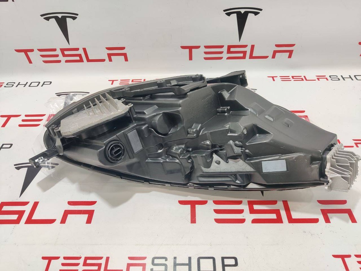 Фара левая к Tesla Model 3 2021