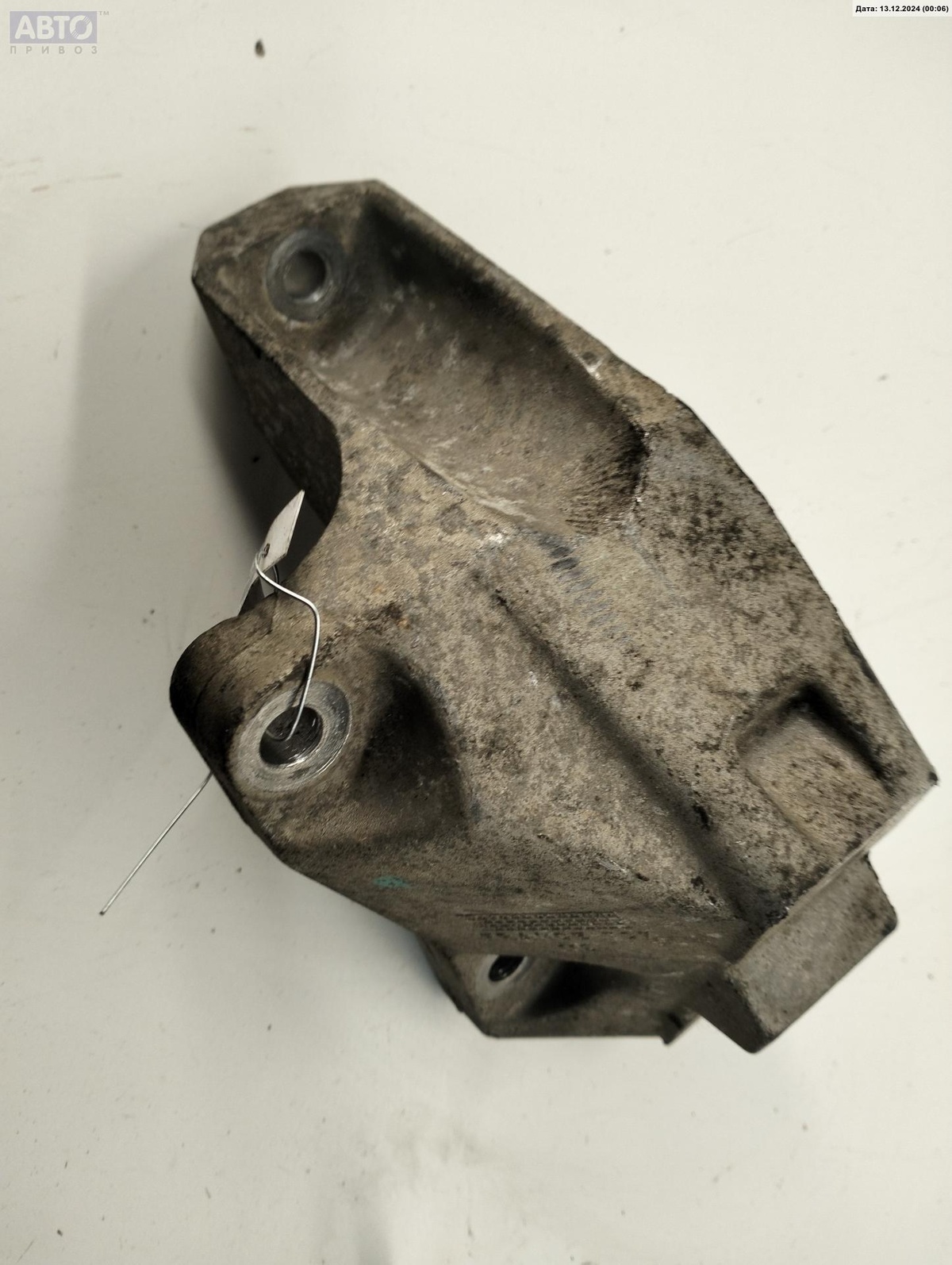 Кронштейн КПП к SEAT Leon 2002