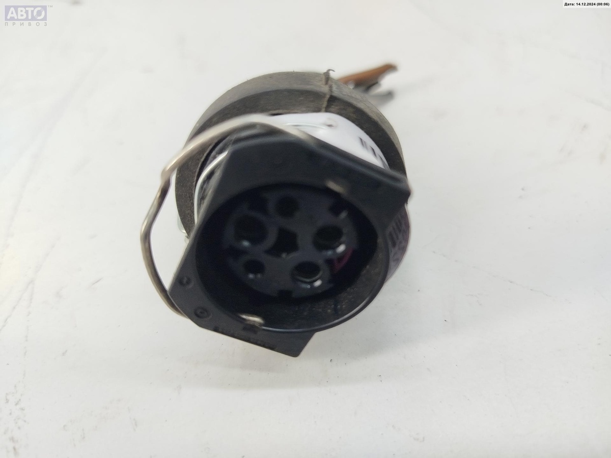 Разъем AUX / USB к Audi A4 1996