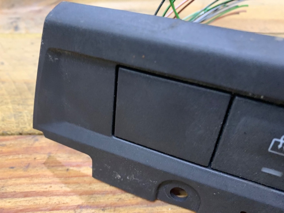 Блок кнопок к Ford Focus 2003