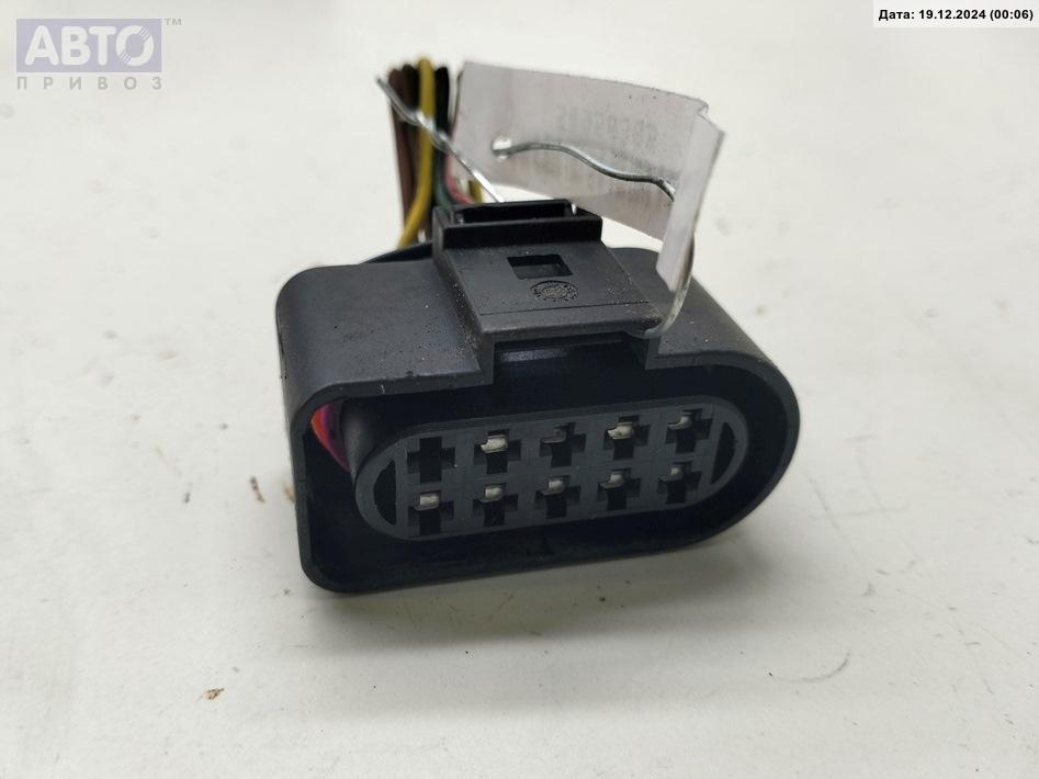 Разъем AUX / USB к Volkswagen Golf 2004