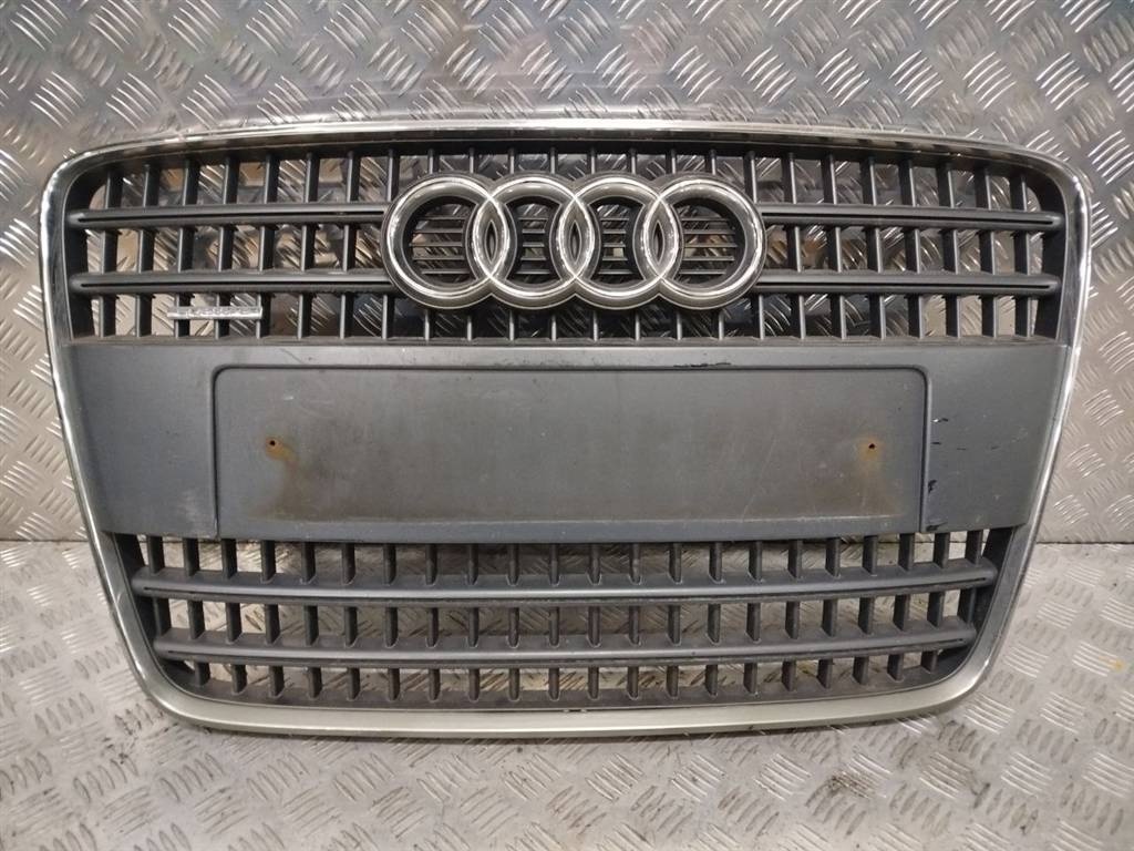 Решетка радиатора к Audi Q7 2006