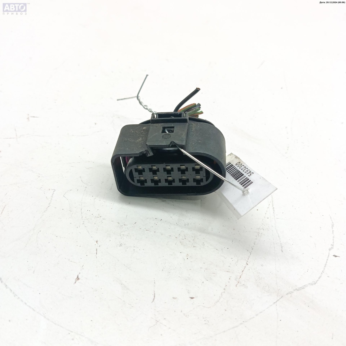 Разъем AUX / USB к Ford Focus 2002