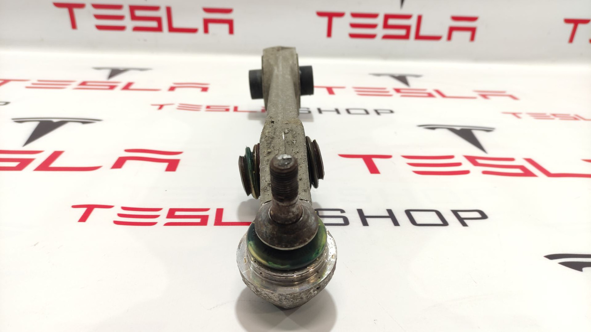 Рычаг передний к Tesla Model S 2013