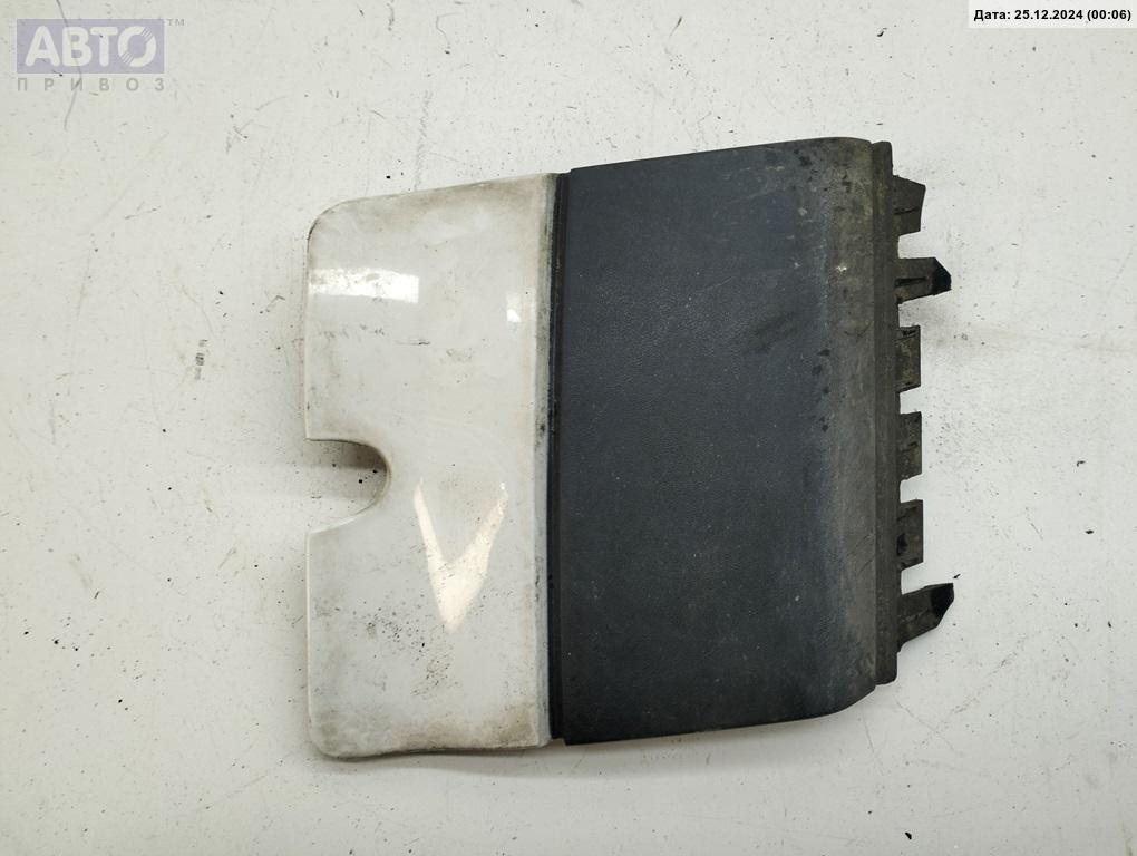 Решетка бампера к Volkswagen Passat 1995