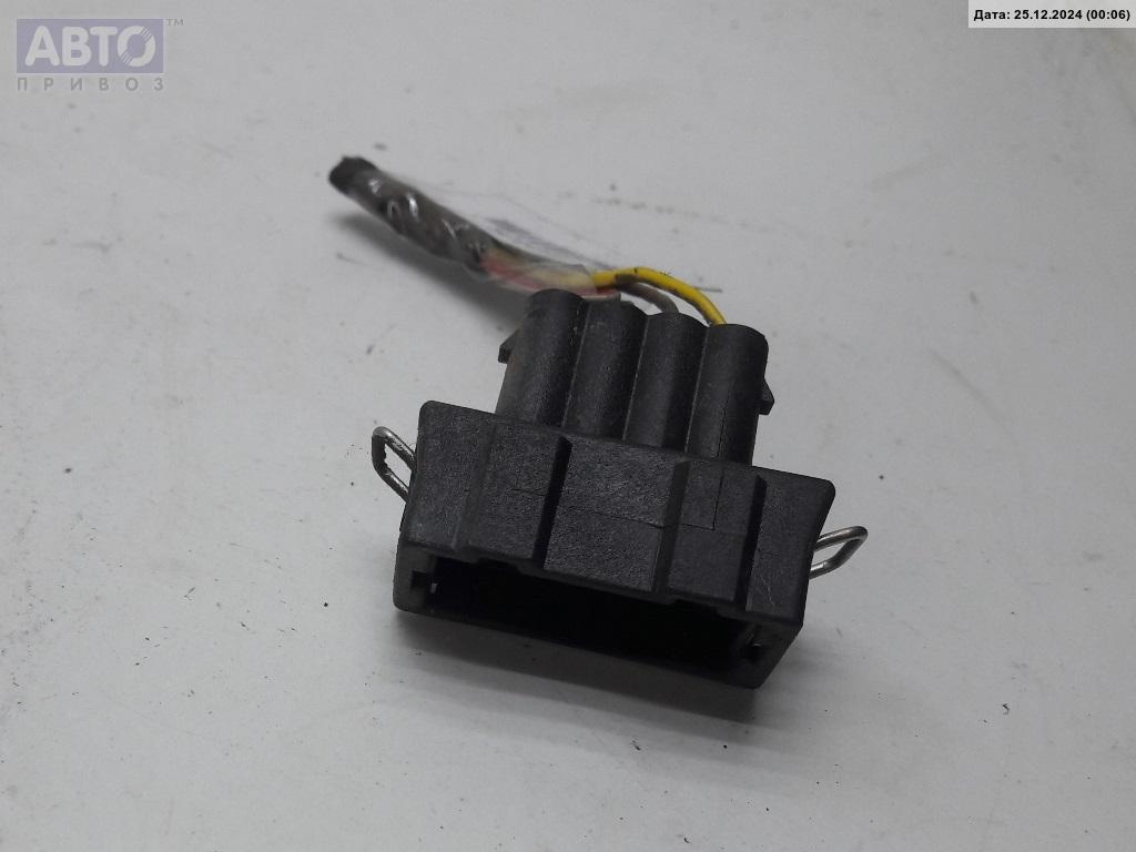 Разъем AUX / USB к Volkswagen Golf 1993