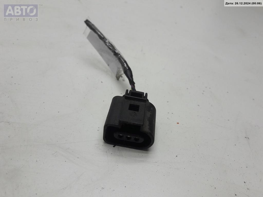 Разъем AUX / USB к Volkswagen Golf 2006