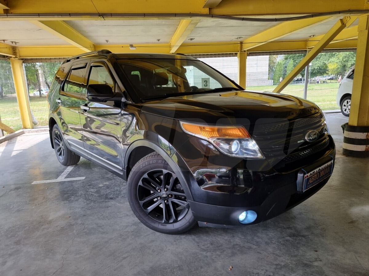 Ford Explorer V, 2011