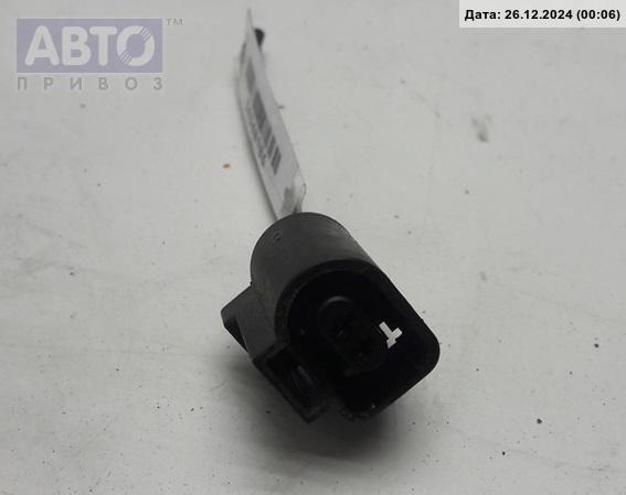 Разъем AUX / USB к Volkswagen Golf 2006
