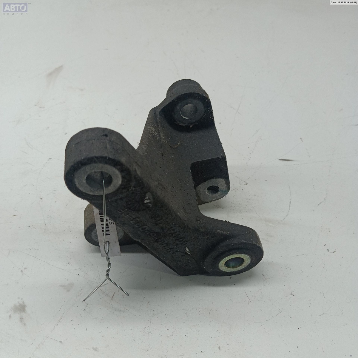 Кронштейн КПП к Ford Focus 2004