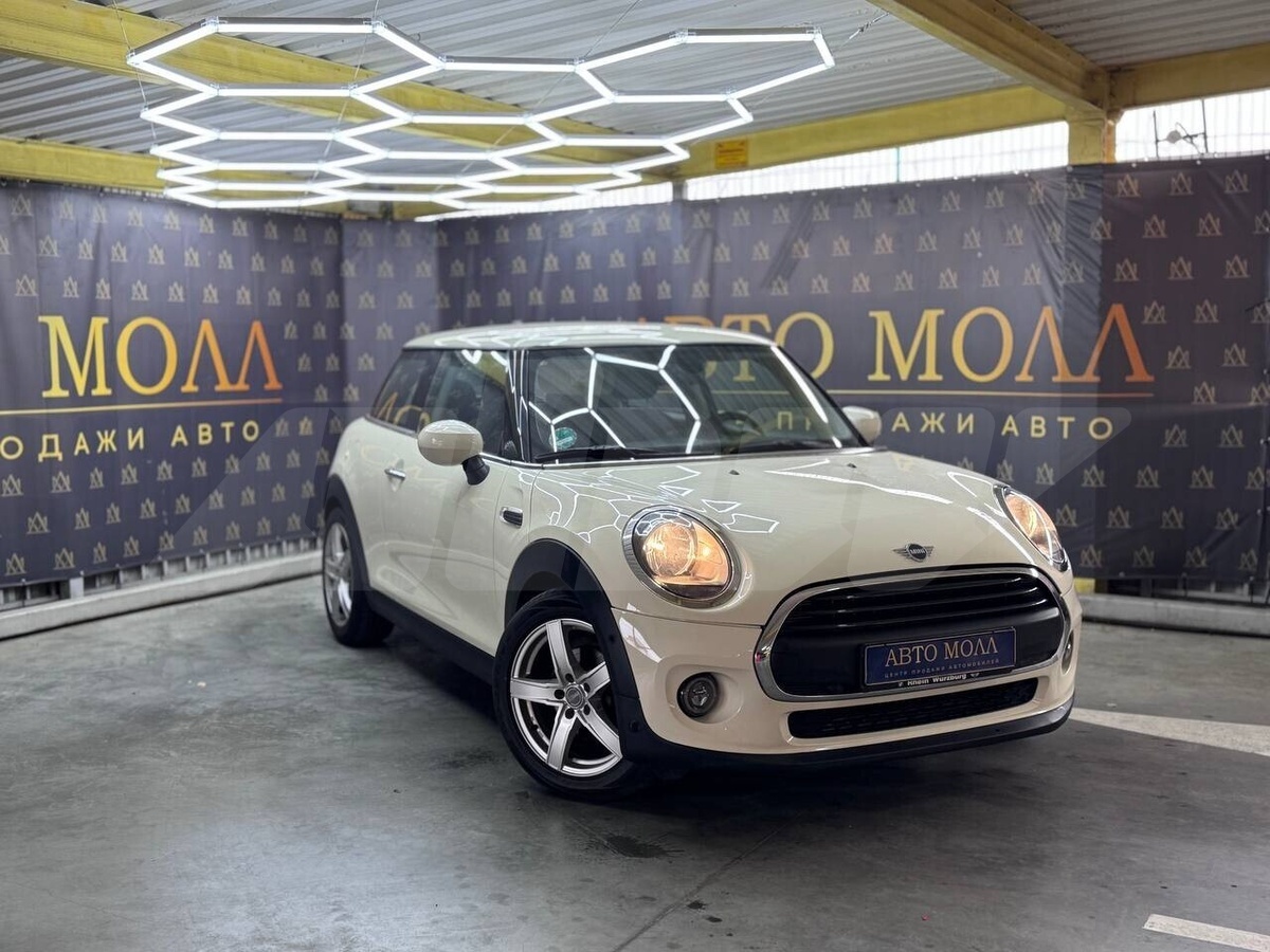 MINI Cooper III (F55/F56) Рестайлинг, 2020