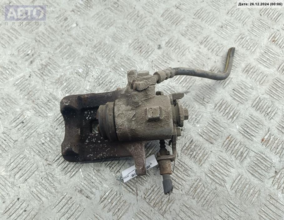Суппорт к Audi A4 2005
