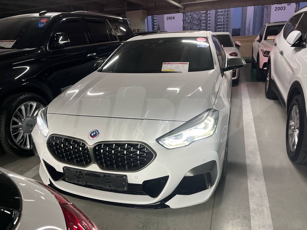 BMW 2 series F44, 2021