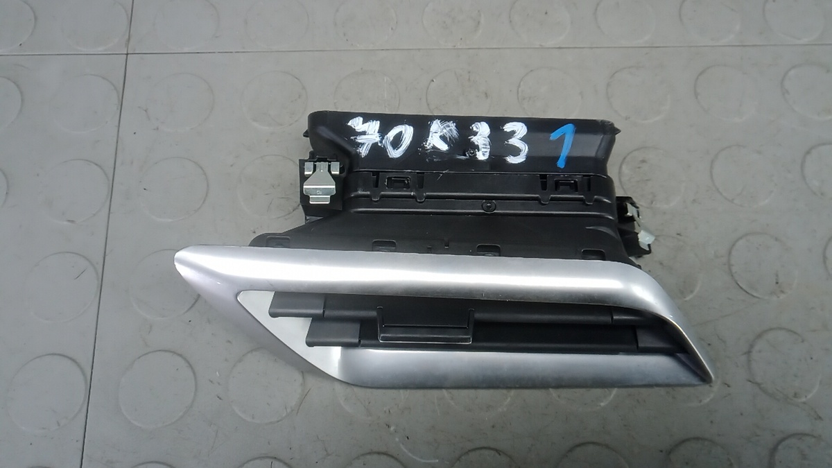 Дефлектор к Peugeot 3008 2019