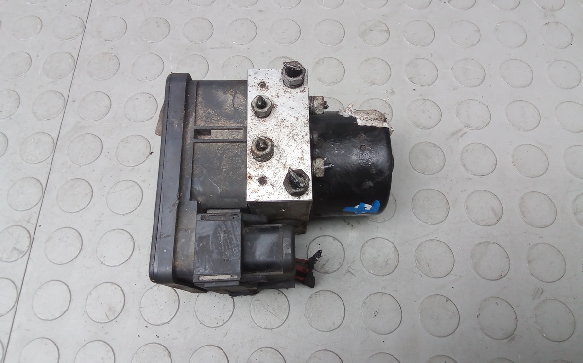 Блок ABS к Ford Kuga 2010