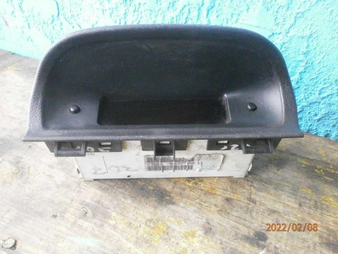 Монитор к Peugeot 307 2003