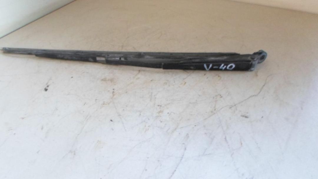 Щеткодержатель задний к Volvo V40 2001