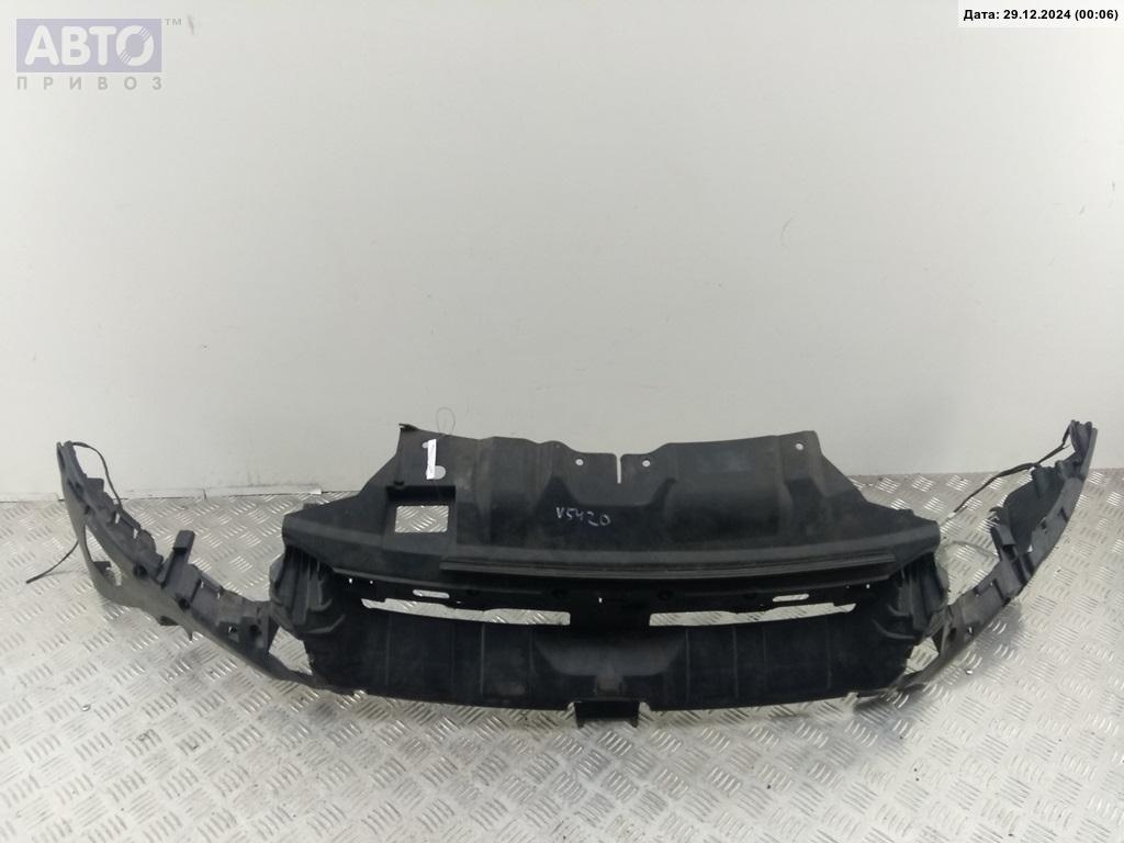 Решетка бампера к Ford Focus 2012