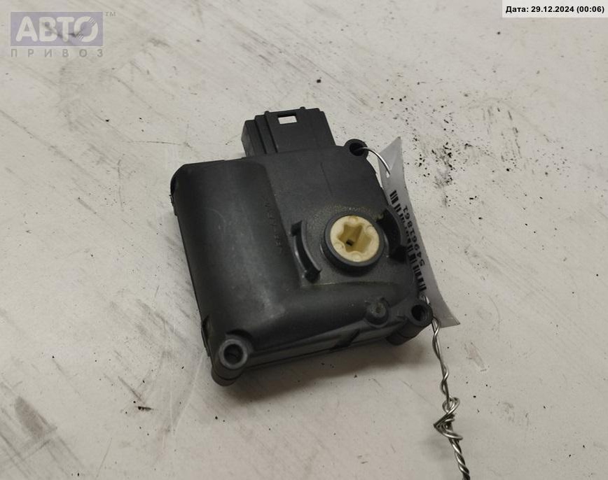 Клапан печки к Audi A6 2004