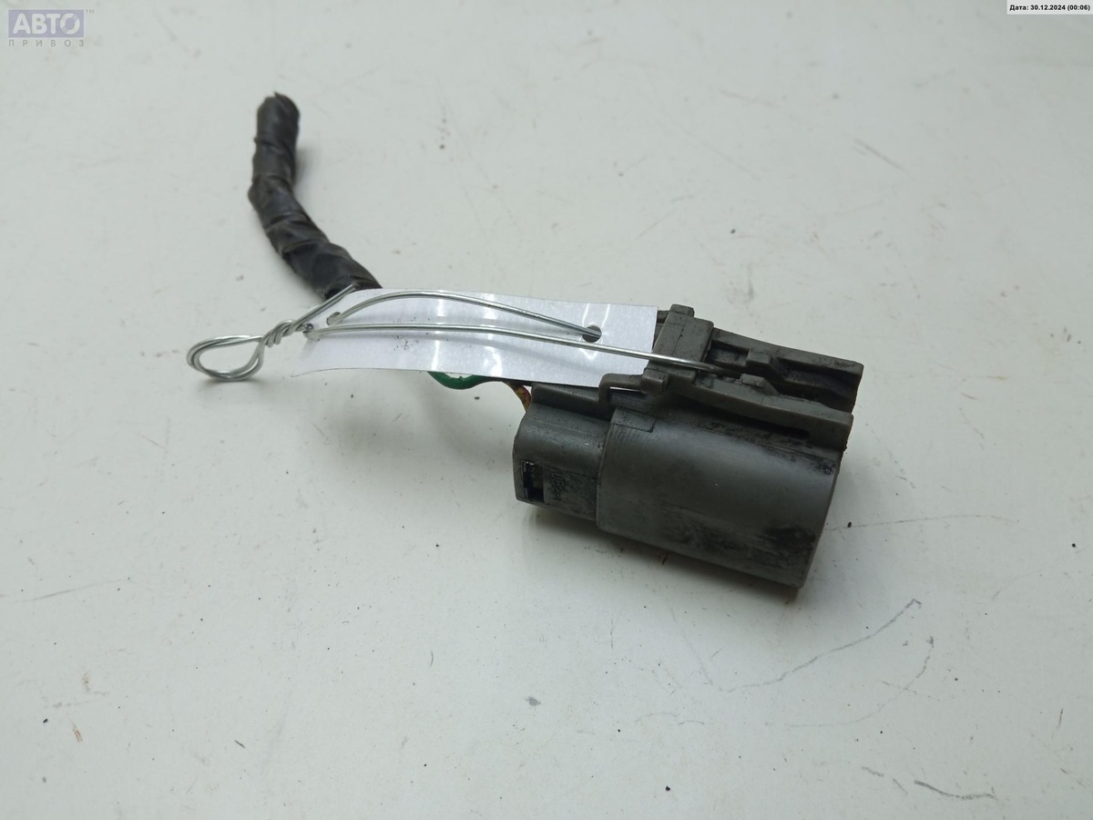 Разъем AUX / USB к Nissan Primera 2004