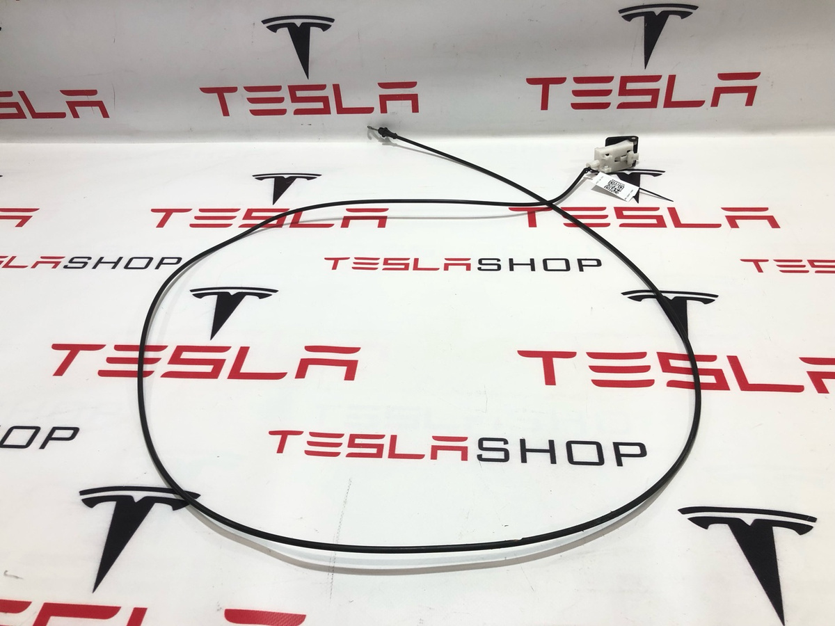 Трос капота к Tesla Model S 2013
