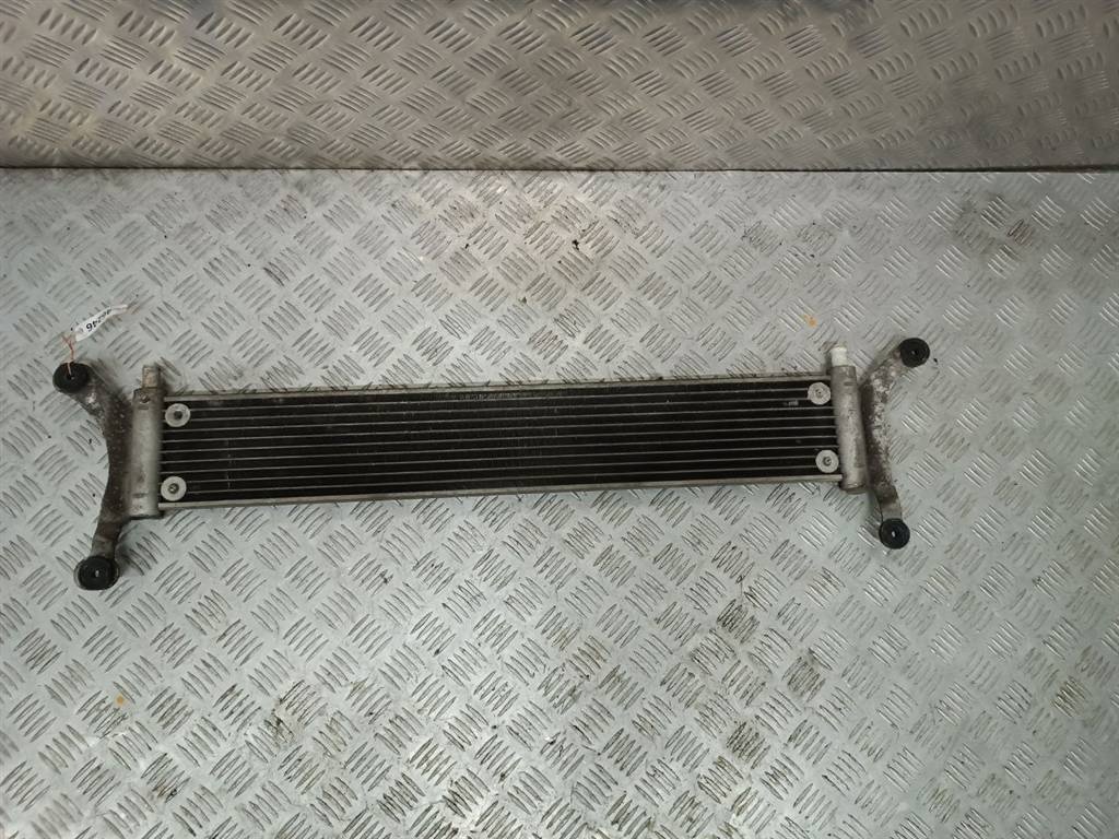Радиатор (дополнительный) к Audi Q7 2006