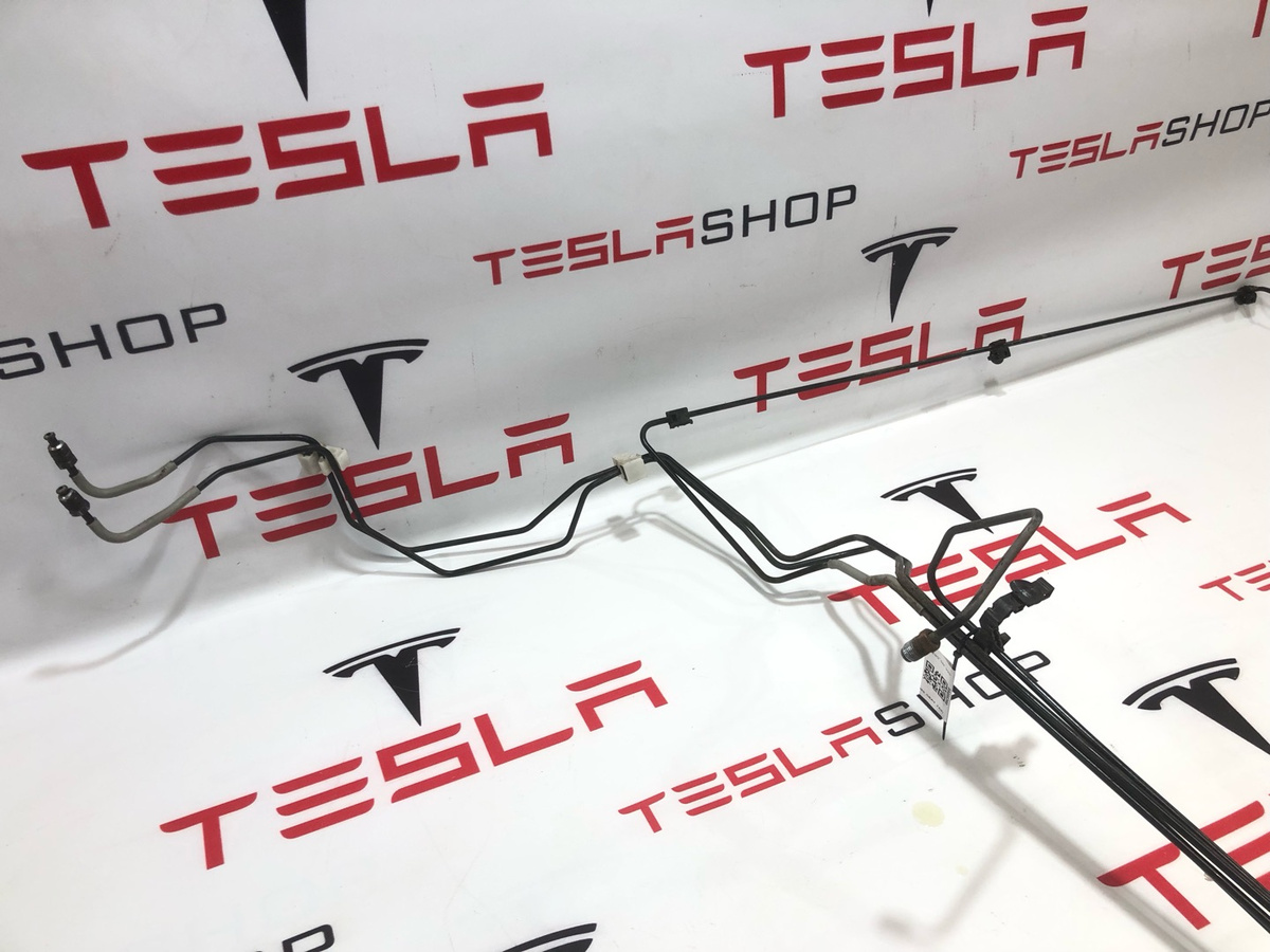 Шланг тормозной к Tesla Model S 2013