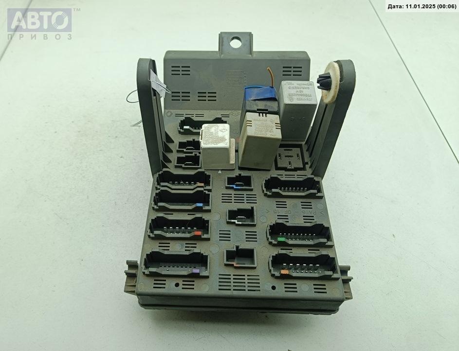 Короб предохранителей к Renault Laguna 1999