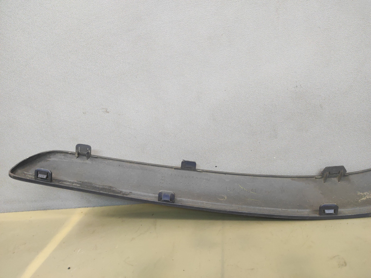 Молдинг бампера переднего к Mazda 626 2000