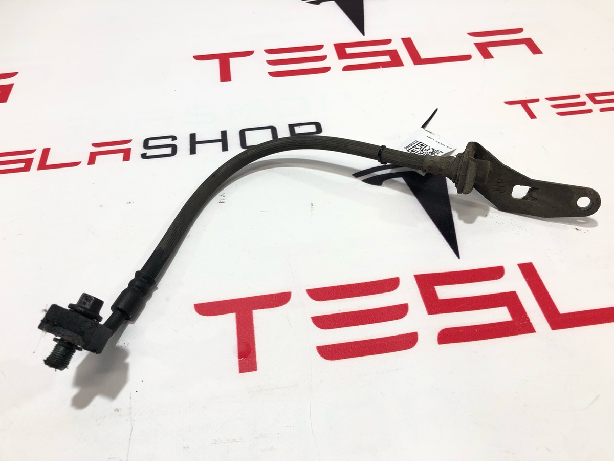 Шланг тормозной к Tesla Model S 2013
